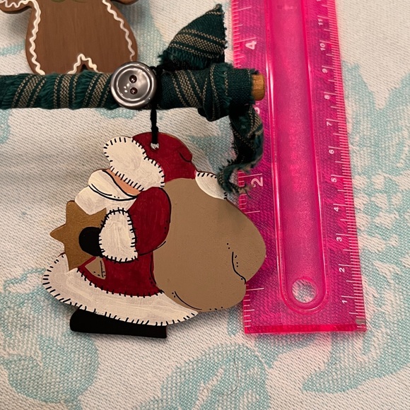 Hand Made Wooden Christmas Tree w Ornaments - Picture 6 of 11